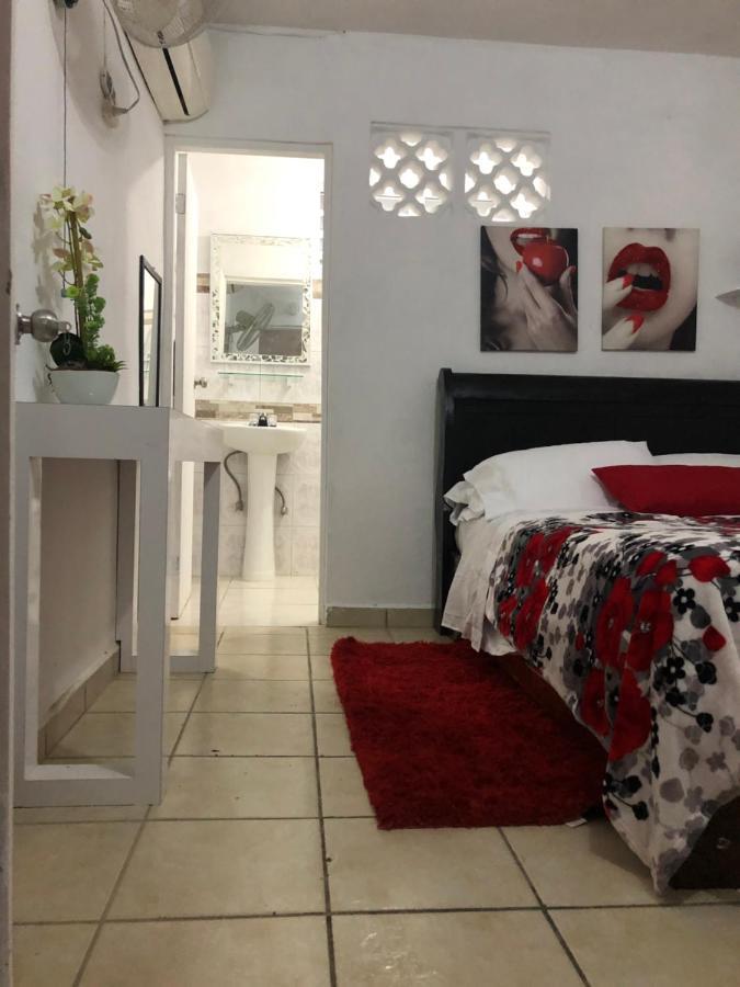 Gavidias Guest House San Lorenzo Екстер'єр фото